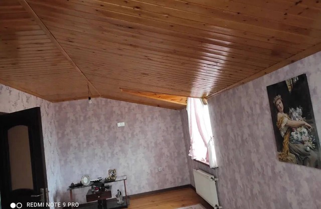 Spacious 5-bedroom apartment in Baku with garden near sea, WiFi