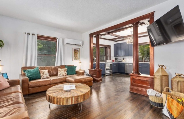 Spacious 5BR Home|KingBeds|FencedYard