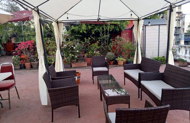 Spacious 5BR Home Metro Steps to Cafes | Pet OK!
