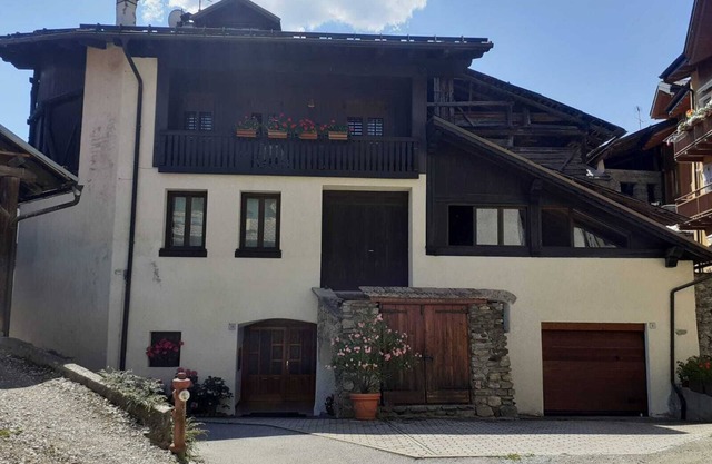 Spacious and comfortable apartment in Dimaro