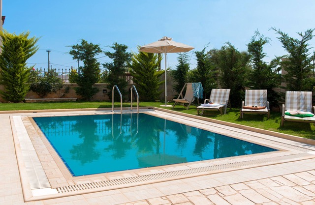 Spacious and stylish PRVT pool villa in nature