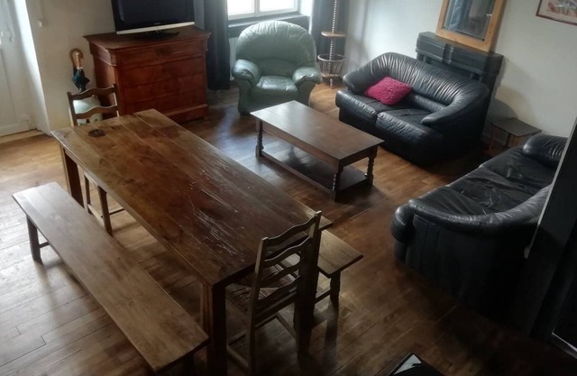 Spacious and warm house in central Brittany