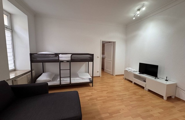 Spacious Apartment for up to 5 Guests