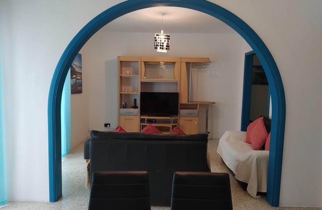 Spacious Apartment Near University of Malta