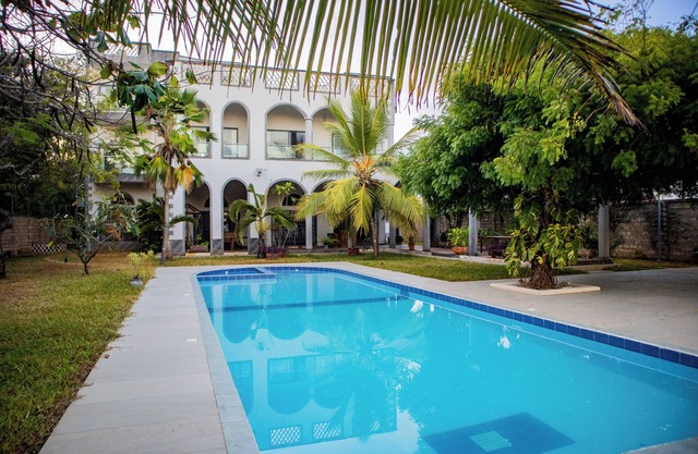 Spacious Beachfront villa with 7 bedrooms and WiFi, AC in delightful Kilifi