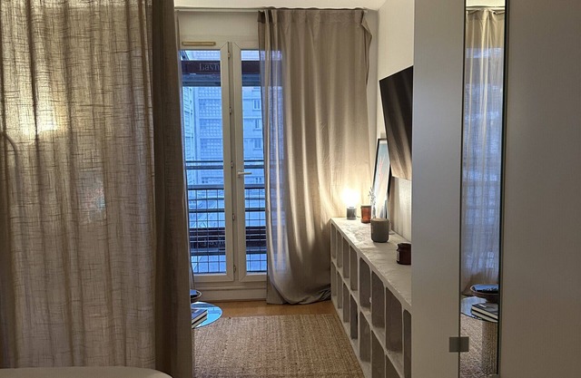 Spacious charming studio ideal couples or families