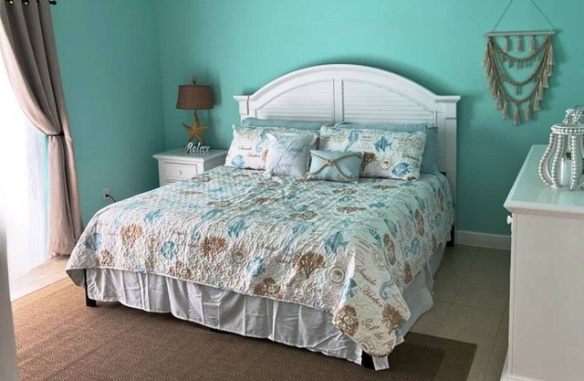 Spacious condo located within Resort World Bimini!
