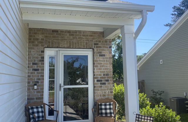 Spacious/Cozy 3Bedroom/2.5 Bath Home