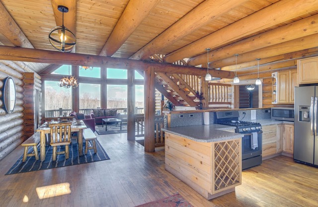 Spacious Fairplay Log Home w/Patio & Fire Pit!