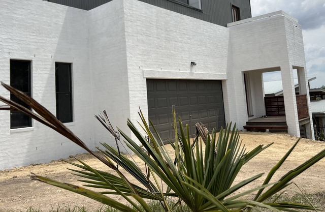 Spacious family friendly house with lot of room and fun. Pet-friendly!