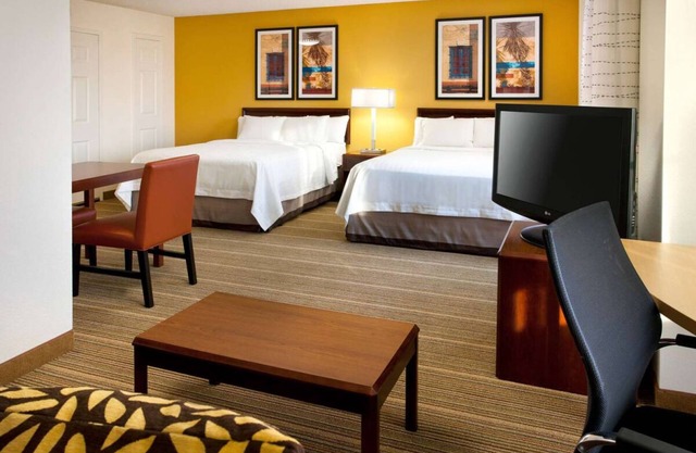 Spacious Good-Value Accommodation! 2 Comfortable Units, Free Breakfast