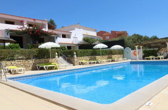 Spacious Haven, Steps from the Breathtaking Algarve Coastline | 2 Units