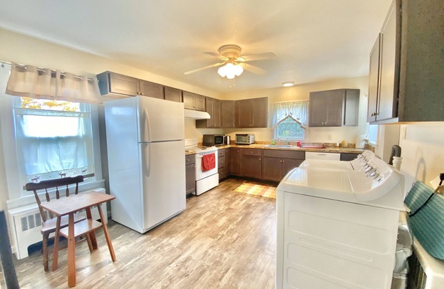 Spacious Home 1Minute Walk to Geisinger Hospital