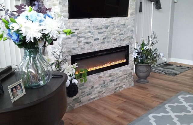 Spacious home 28 miles from Downtown Chicago