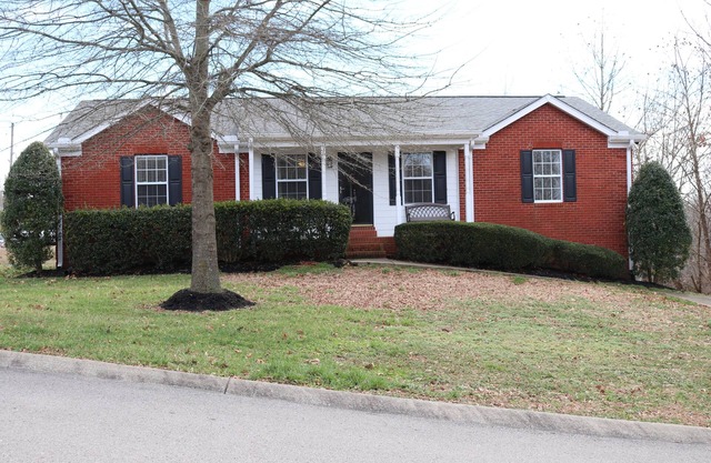 Spacious Home Close to Downtown Nashville