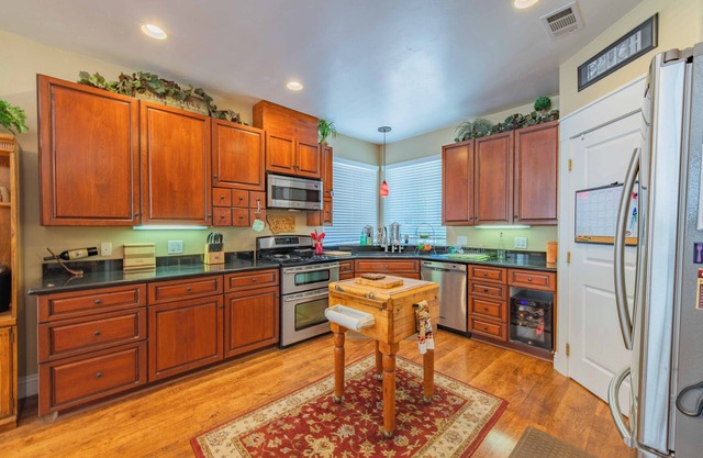 Spacious home in the heart of Wine Country!
