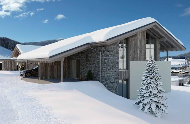 Spacious home located directly at the slopes