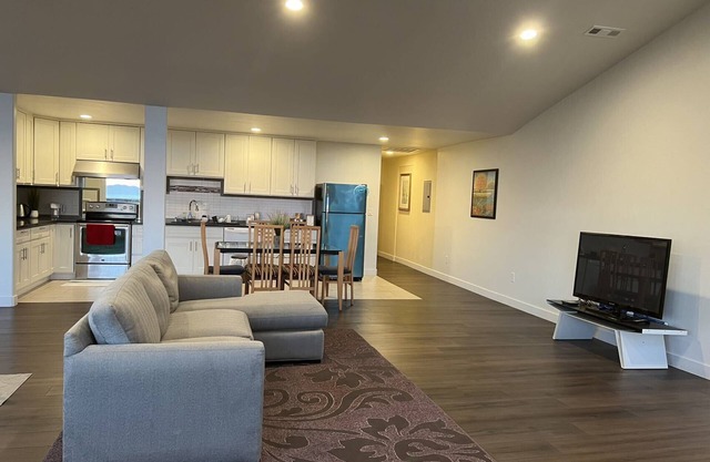 Spacious House in El Cerrito with bay view