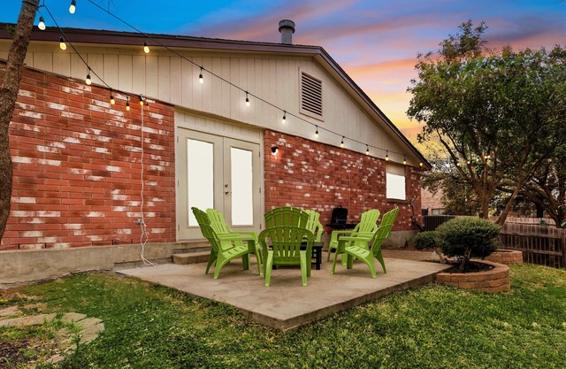 Spacious house w/Gameroom/BBQ/Firepit Next SeaWorld & Lackland AFB
