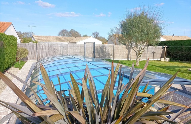 Spacious house with indoor pool near the beach