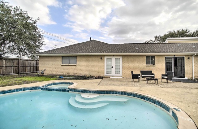Spacious Houston Vacation Rental w/Pool!