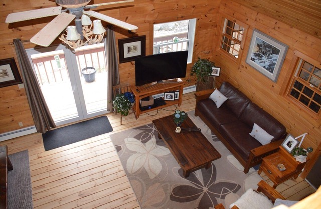 Spacious lakefront 3 bed 3 bath cabin with spectacular views and great fishing.