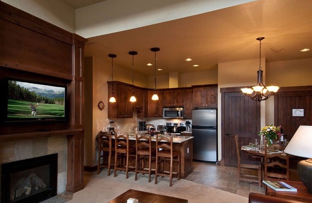 Spacious Luxury Two-Bedroom at Grand Lodge at Peak 7!