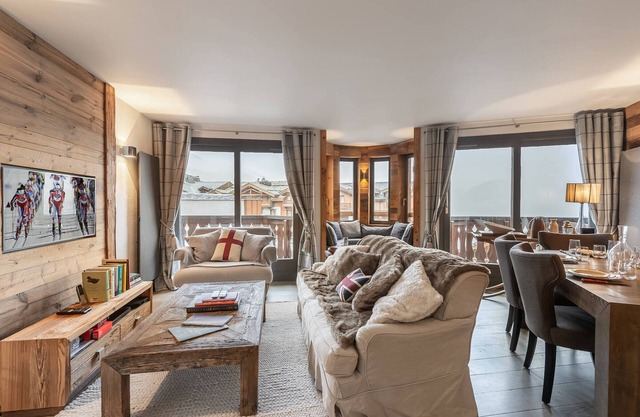 Spacious modern apartment, ski-in/ski-out in Courchevel