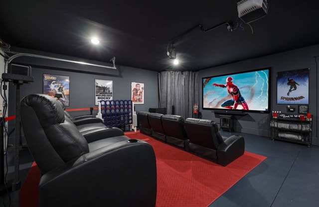Spacious Nashville Home With Movie Theater & Games! 8 mins to Broadway!