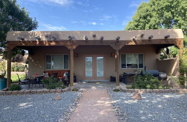 Spacious oasis with spectacular views!