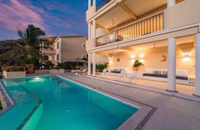 Spacious Oceanfront Condo - Steps to the Beach