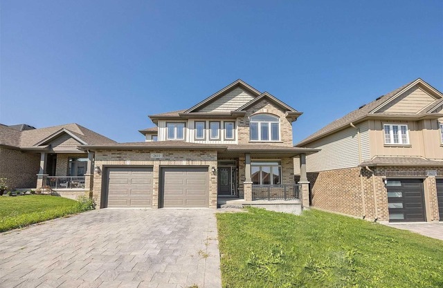 Spacious Private Comfortable Home