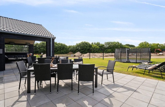 Spacious Retreat near Beach - By Traum Ferienwohnungen