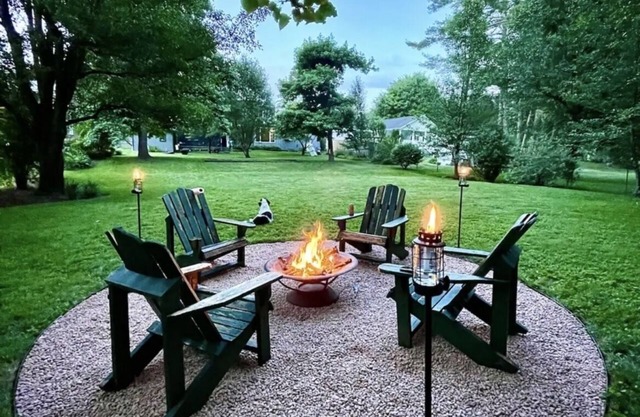 Spacious river front home located on the beautiful Clinch River. Unique! Clean!