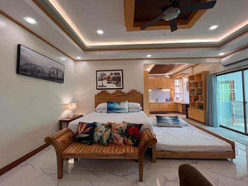 Spacious Seaview Studio in Lila, Bohol