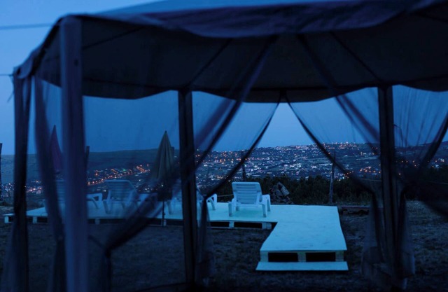 Spacious villa with 6 bedrooms and WiFi, AC in fabulous Tbilisi