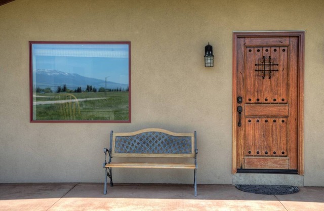 Spacious Westcliffe Home: Hot Tub, StarLink, Views!