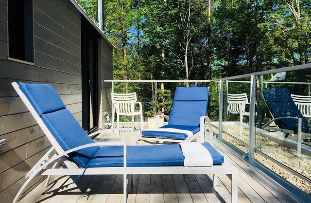 Spahaus 7 Luxury Scandi Chalet + Hot Tub + EV Charger