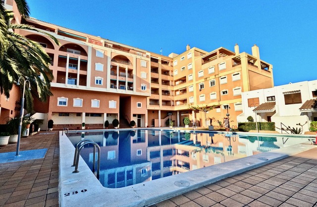 Spain Costa Azahar family apartment. Sea view, Balcony, Pool, Close to the beach