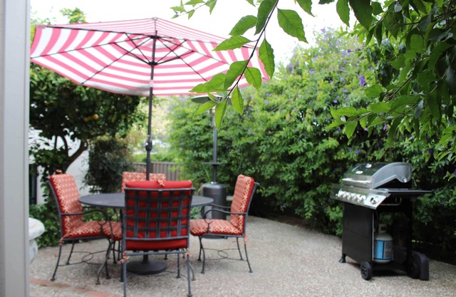 Sparkling Clean Luxury Suite near SF/SFO/BART/CalTrain + EV + Free Parking +WiFi