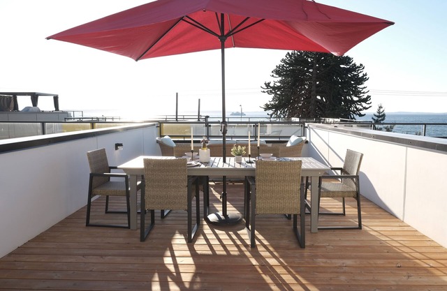 Spectacular Alki Beach Home - Perfect for World Cup 2026!