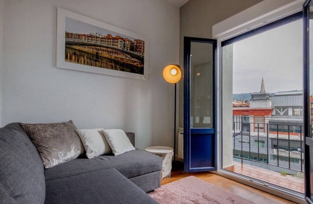 Spectacular apartment in Bilbao.