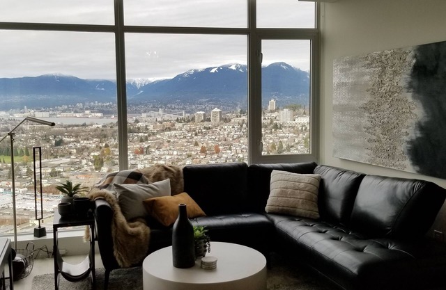 Spectacular North Shore Mountain, Downtown and Water views