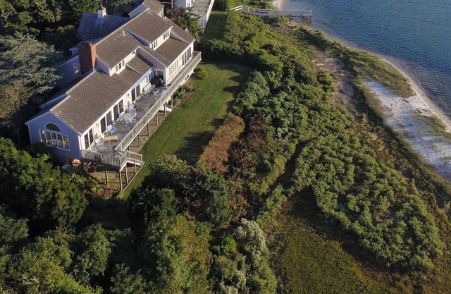 Spectacular Waterfront Cape Cod Home, Oceanfront And Beach,AC,Deck,Grill,Hot Tub