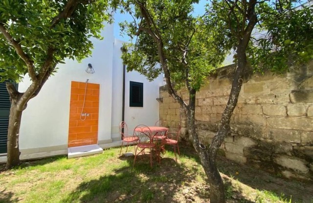 Spicchi di Salento - Arancio by Interhome