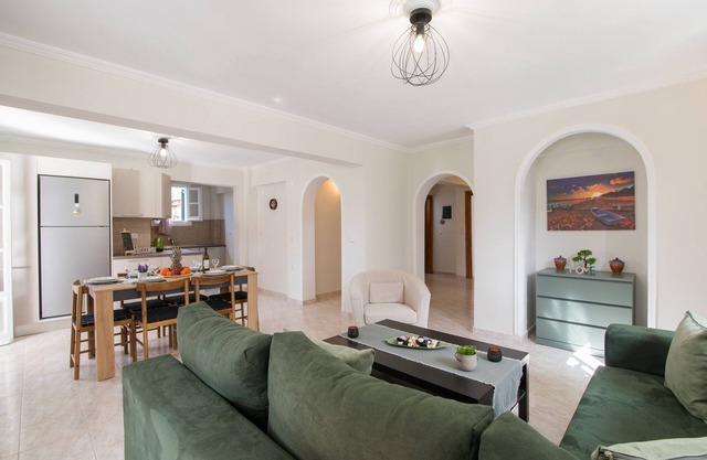 Spiros Holidays House