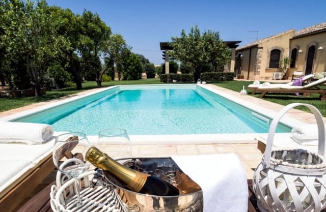 Splendid villa near Siracusa. Private pool