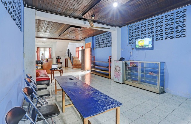 SPOT ON 92208 Hotel Andira Syariah