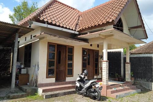 SPOT ON 94317 Omah Pakem Homestay Syariah