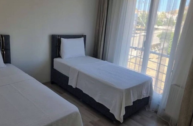 Spotlessly Clean. Shock Market Top 2+1 Apartment in the Center
